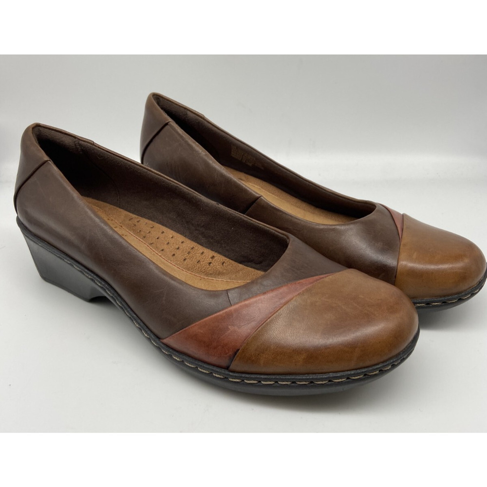 Cobb Hill by New Balance Brown Leather Wedge Flats with Tan Accents